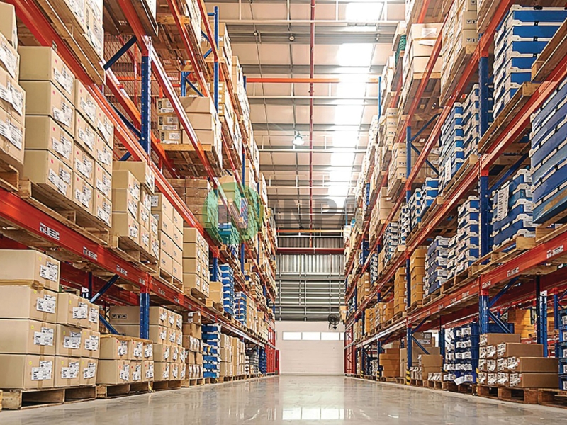 Các loại kệ hàng công nghiệp phổ biến và ứng dụng từng loại