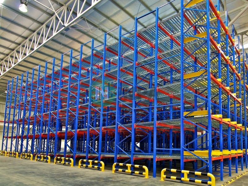 Các loại kệ hàng công nghiệp phổ biến và ứng dụng từng loại