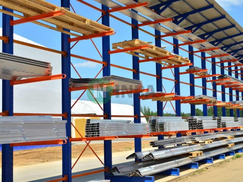 Các loại kệ hàng công nghiệp phổ biến và ứng dụng từng loại
